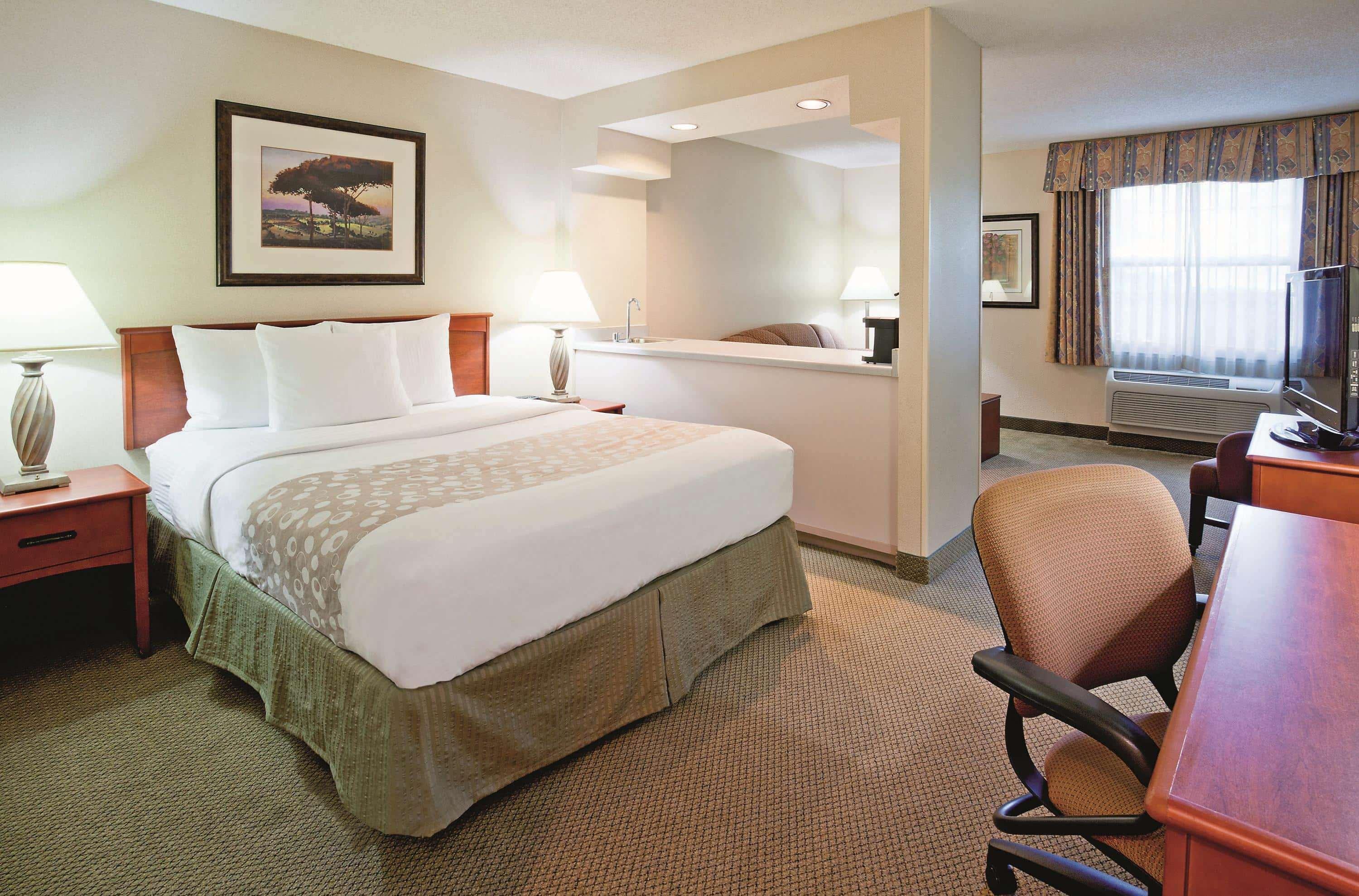 Hotel La Quinta By Wyndham Appleton College Avenue Extérieur photo