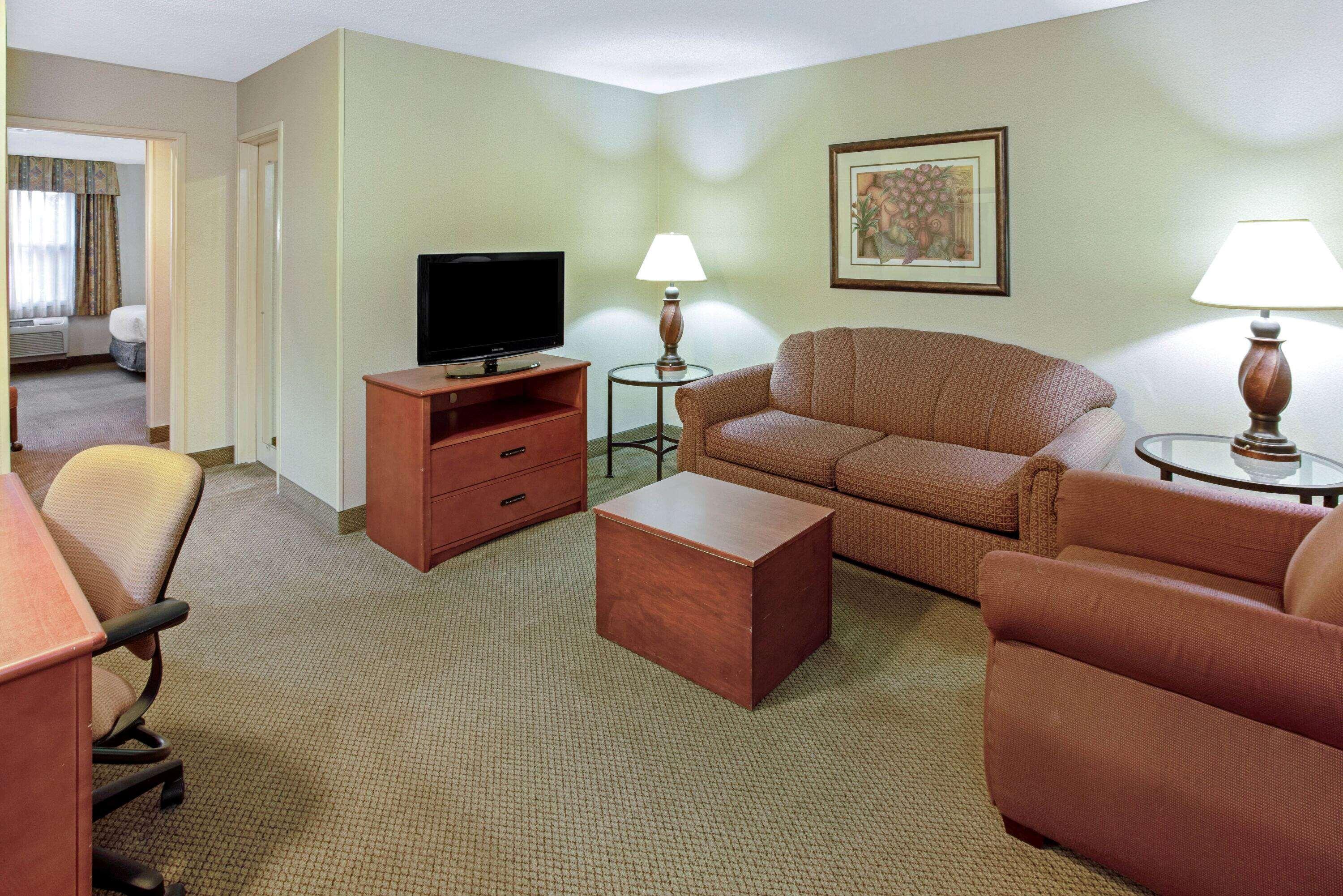 Hotel La Quinta By Wyndham Appleton College Avenue Extérieur photo