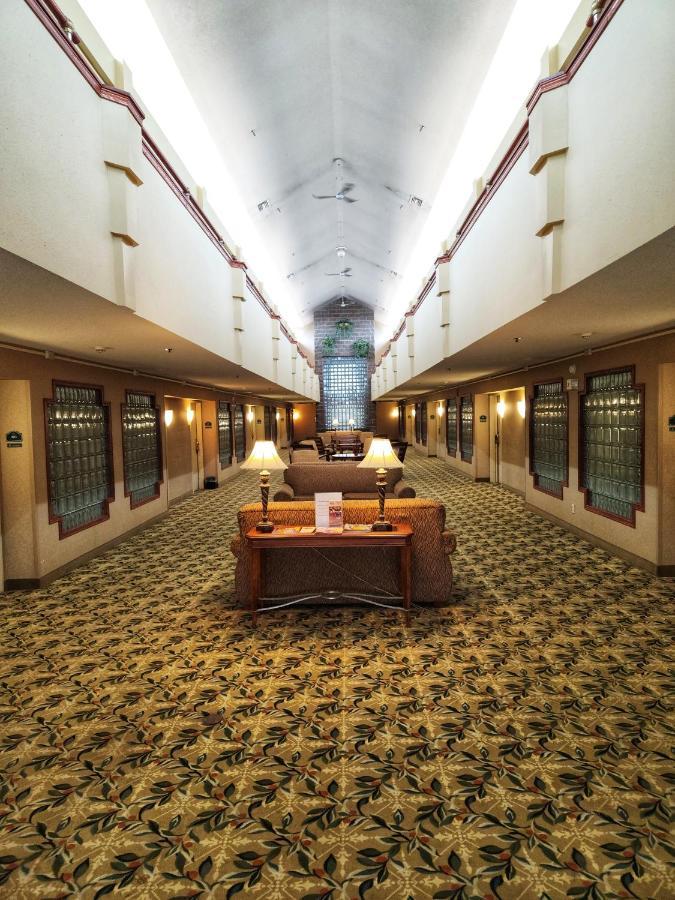 Hotel La Quinta By Wyndham Appleton College Avenue Extérieur photo
