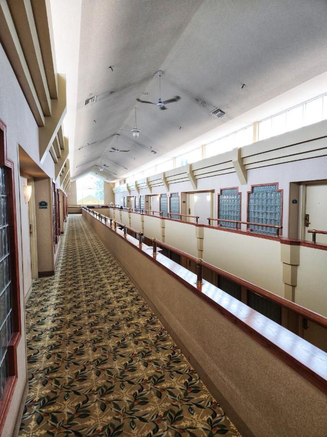 Hotel La Quinta By Wyndham Appleton College Avenue Extérieur photo