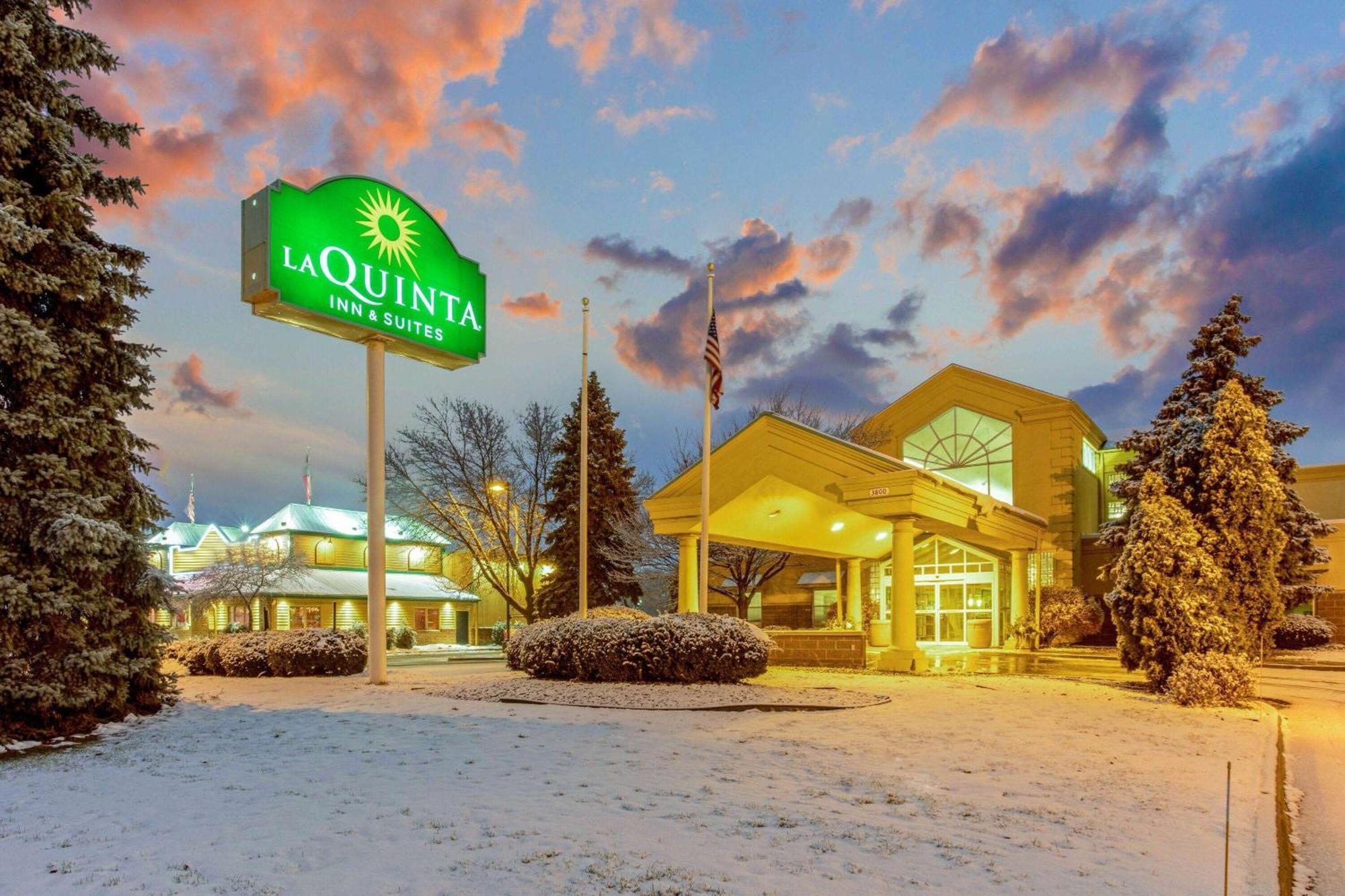 Hotel La Quinta By Wyndham Appleton College Avenue Extérieur photo